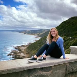 Meet your Posher, Emma